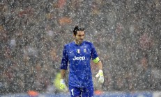 九游体育APP-凯尔特人对阵广东队，约基奇关键节点连续得分改写比赛走向