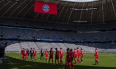 九游游戏-慕尼黑备战新赛季，球队稳定状态备战