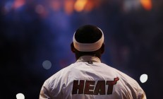 九游娱乐app下载-戈贝尔的沉默咆哮，当灰熊逆转雷霆，定义真正的带队取胜