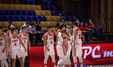 九游娱乐-一支篮球队在最新一场比赛中惊险逆转