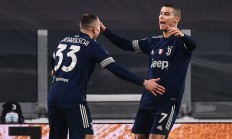 九游娱乐app下载-包含尤文图斯豪取连胜，力压争冠对手的词条