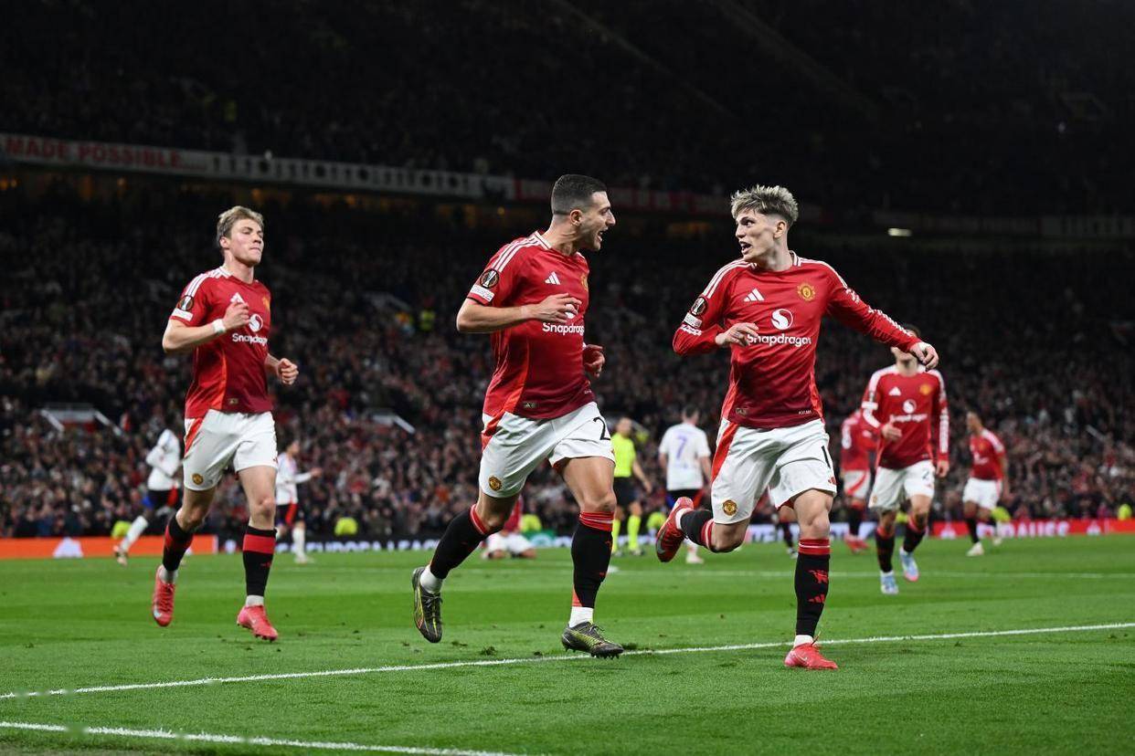 解析:曼联悲惨,欧冠淘汰赛前景不妙的简单介绍 解析:曼联悲惨,欧冠淘汰赛前景不妙的简单介绍