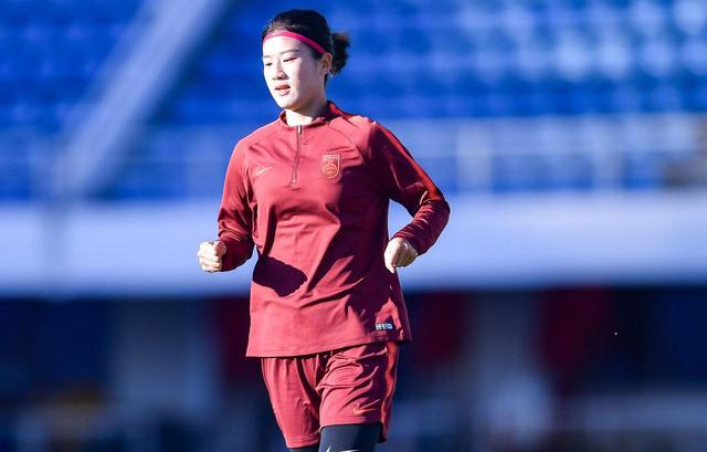 中国女足表现出色,队员夺得最佳射手殊荣! 中国女足表现出色,队员夺得最佳射手殊荣!