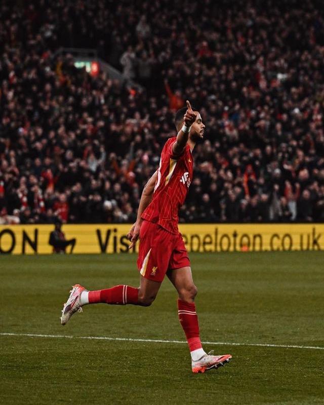 利物浦客场大战,继续冲击前进 利物浦客场大战,继续冲击前进