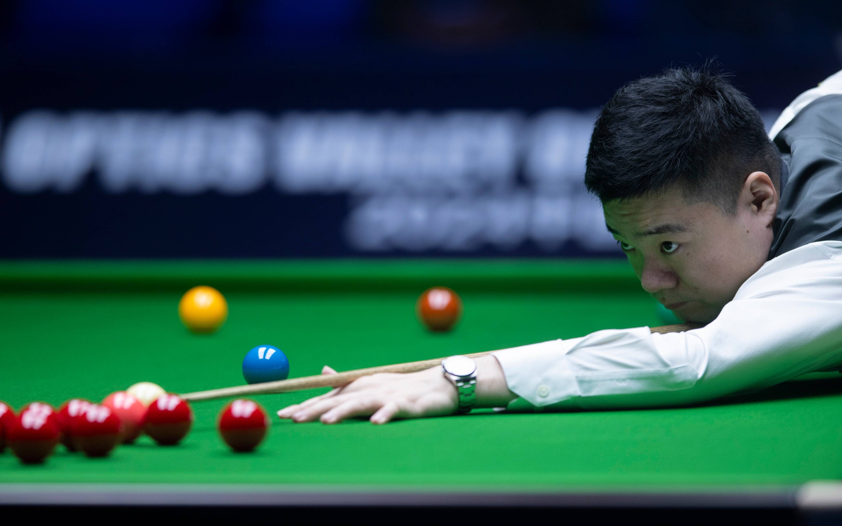 精彩比赛,球员纷纷亮相,技艺一展强势风采的简单介绍 精彩比赛,球员纷纷亮相,技艺一展强势风采的简单介绍