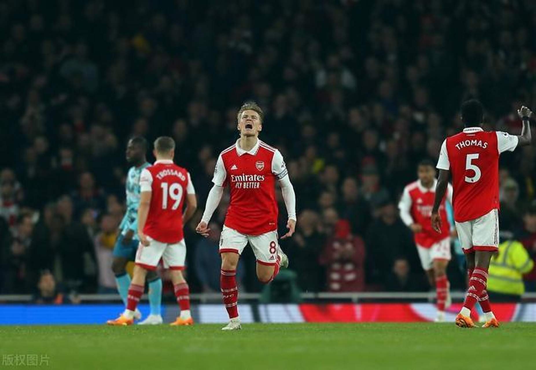 阿森纳客场逆袭，成功击败南安普顿