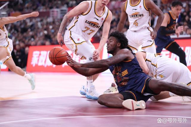 包含江苏队惜败新疆，球员需总结经验提升实力的词条