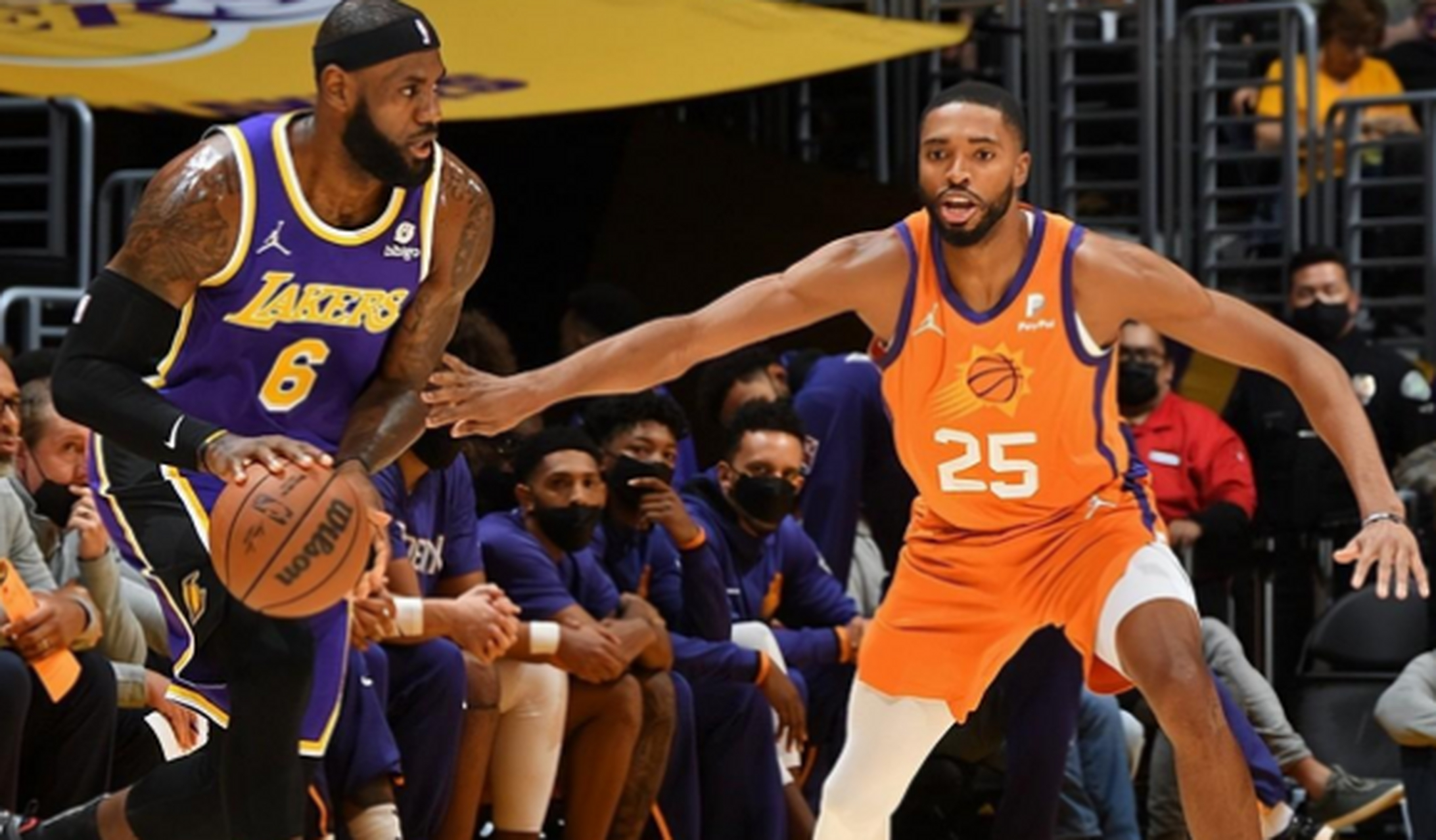 欧洲篮球联赛热火朝天,球队争分夺秒争夺胜利 欧洲篮球联赛热火朝天,球队争分夺秒争夺胜利