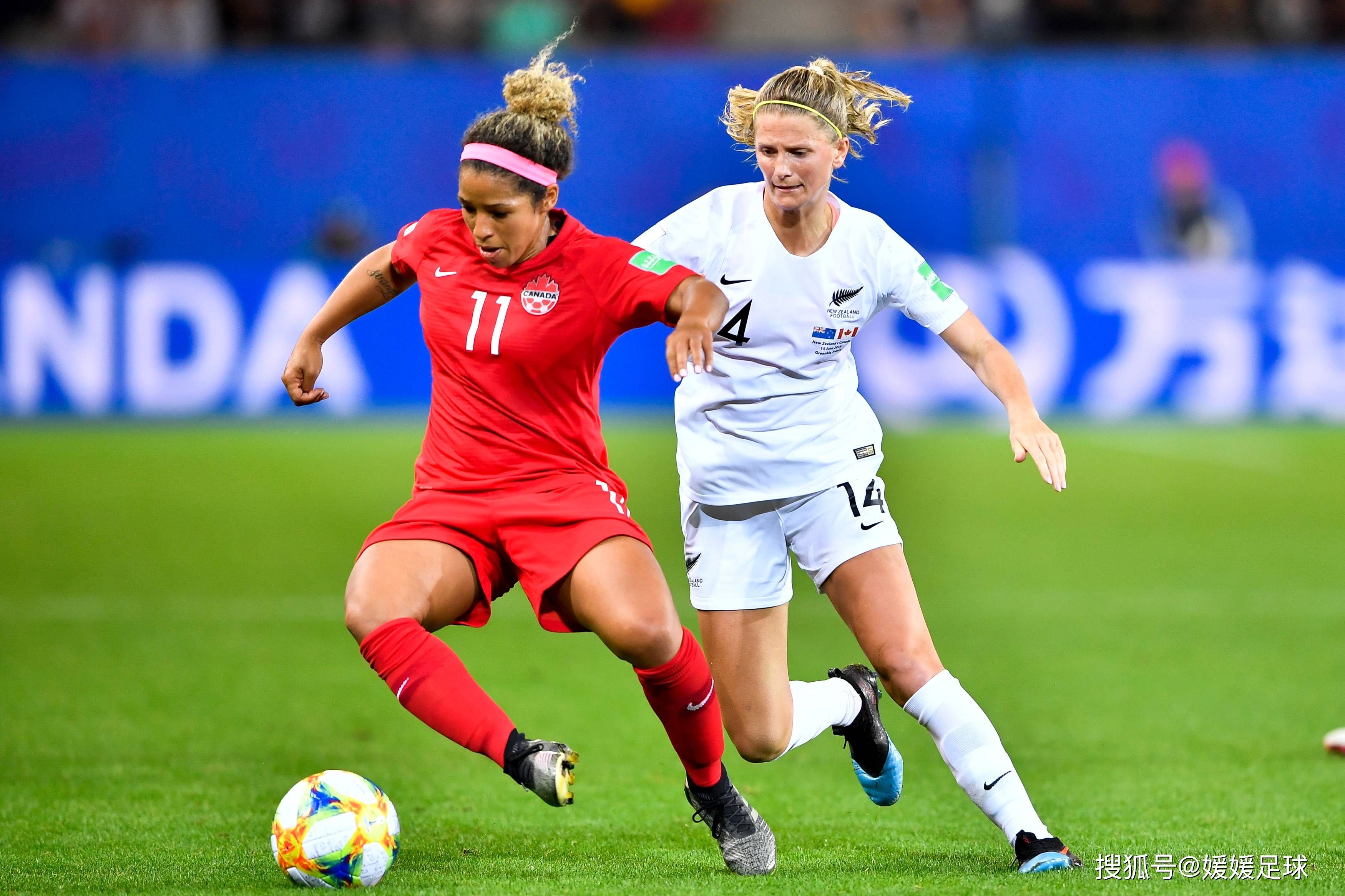 加拿大女足赢得关键比赛，晋级下一轮