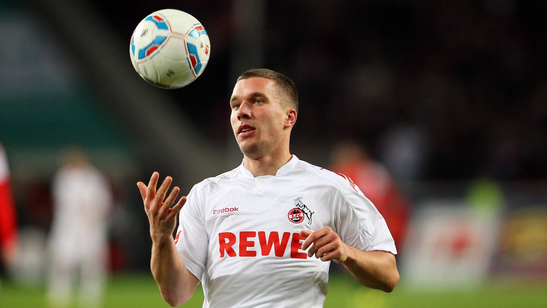 欧冠淘汰赛焦点战，亚特兰大强势晋级毕尔巴鄂