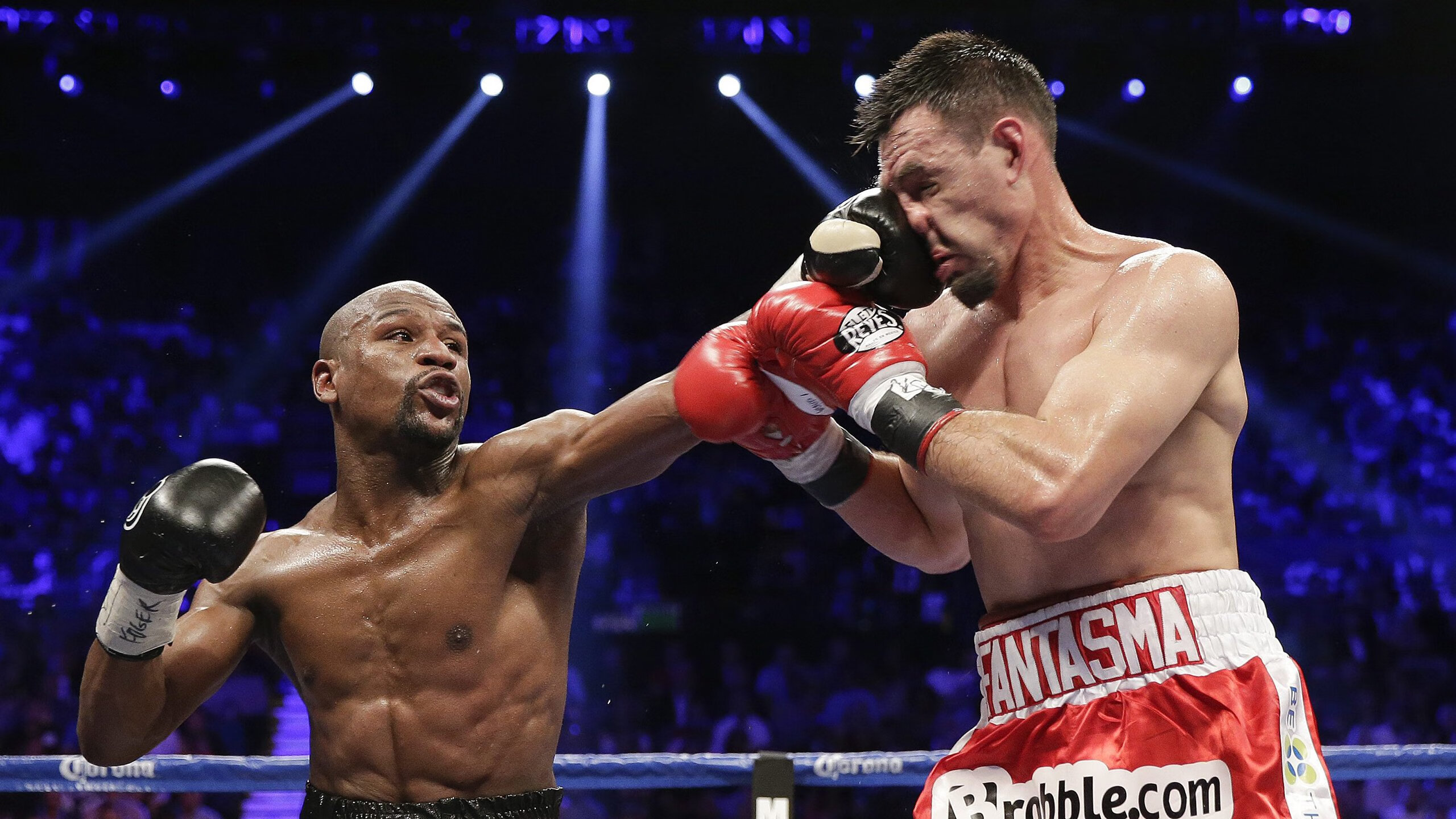 欧冠双城记，皇马险胜奥地利，萨拉赫点燃赛场