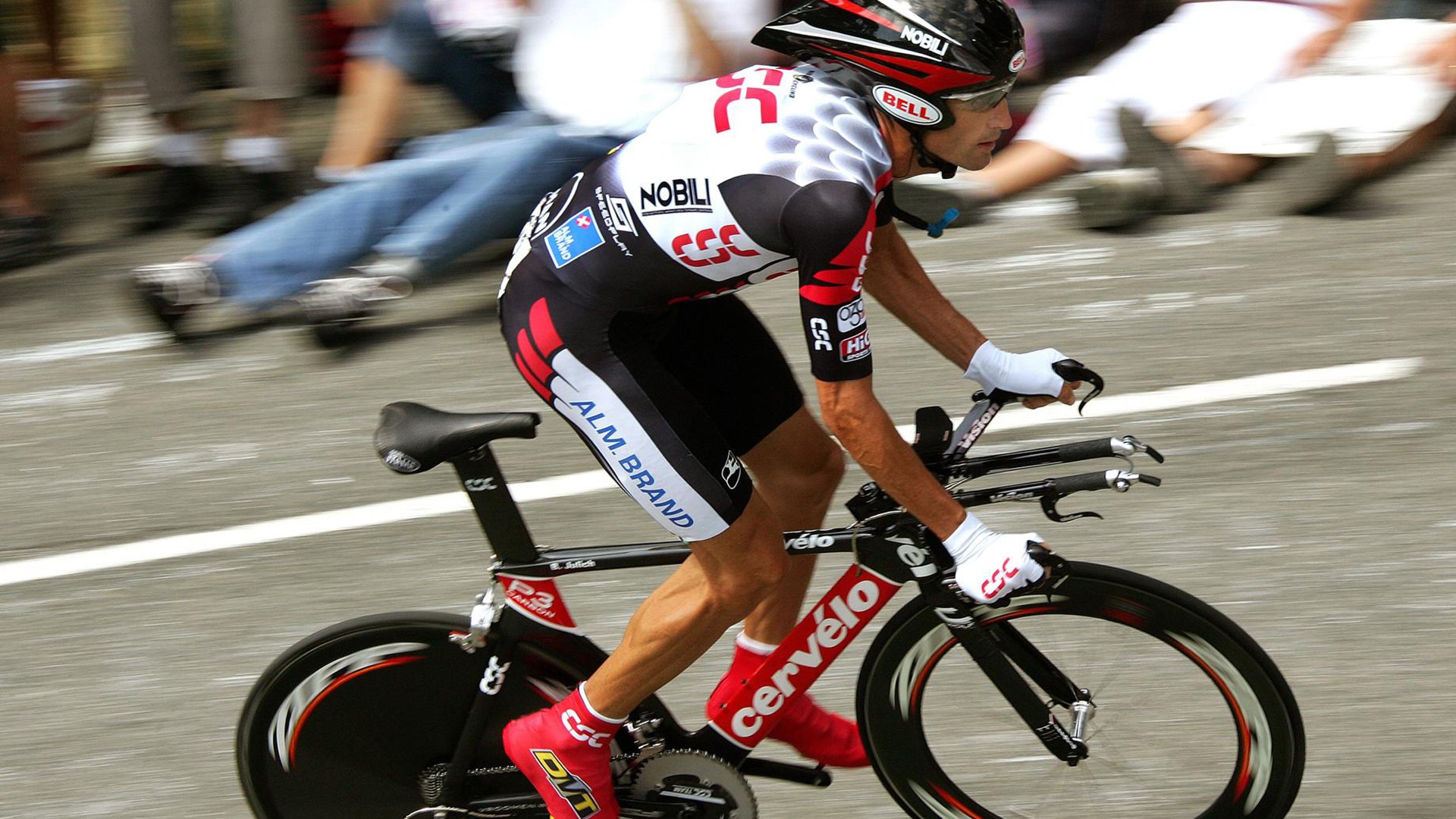 温网险胜ATP总决赛，鲁德状态火热，新生代网坛格局悄然生变